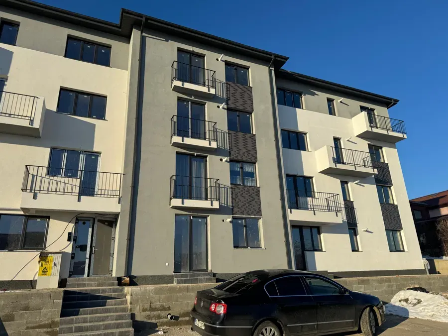 Bloc de locuințe finalizat la exterior, județul Iași